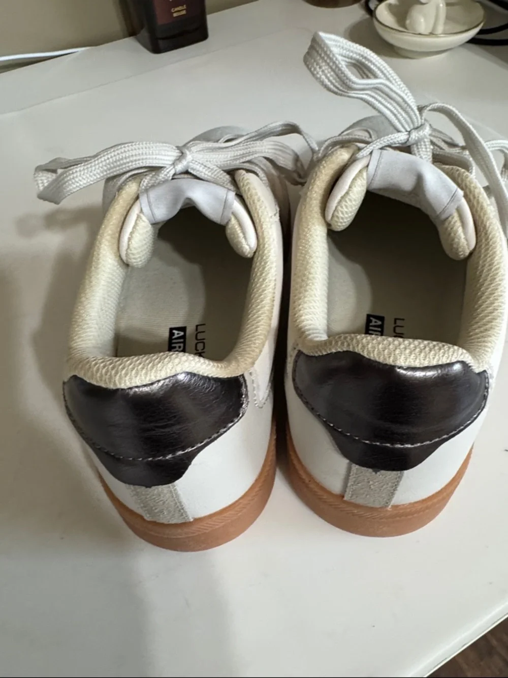 LUCKY STEP Women's Cream & Brown Retro Sneakers